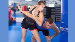 Difendersi per rinascere: corso gratuito di autodifesa femminile contro la violenza