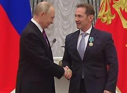 Eliseo Bertolasi premiato da Putin per il Donbass