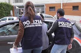 Si finge fattorino e inchioda la truffatrice