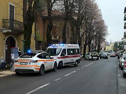 Anziana travolta in bici,  paura in via Buoso da Dovara 