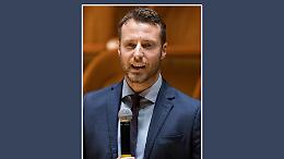 &laquo;Un&rsquo;opposizione da bar, accuse sconclusionate&raquo;