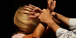 Una vita  di botte e violenze: sei anni al marito-padrone