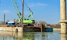 Il ponte aspetta i sommozzatori