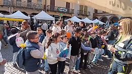 Festa dell&rsquo;albero da record: oltre duemila studenti invadono piazza Duomo