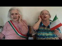 VIDEO Festa della Repubblica: gli anziani del Busi di Casalmaggiore cantano l'inno di Mameli