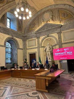 Comunicato Stampa: COMUNICATO STAMPA   MUSICA; PRESENTATO A ROMA RAPPORTO AIAM: OLTRE 2 MLN SPETTATORI E 11MILA CONCERT