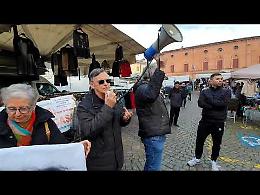 VIDEO Terapia Intensiva Neonatale: Casalmaggiore protesta per solidariet&agrave;
