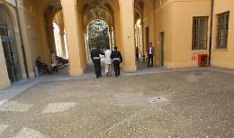 Fumo vietato in tribunale. Vanno messi i cartelli