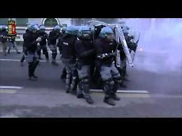 Gli scontri del 24 gennaio a Cremona: i filmati analizzati dalla polizia