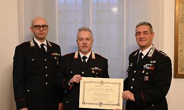 Medaglia Mauriziana ai luogotenenti Nasca e Currarino per 50 anni di servizio