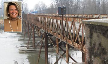 Il ponte. &laquo;Bene i ristori, ma aspettiamo i lavori&raquo;