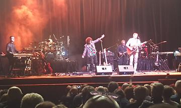 Prog tricolore in festa: Bernardo Lanzetti incanta il pubblico con Le Orme