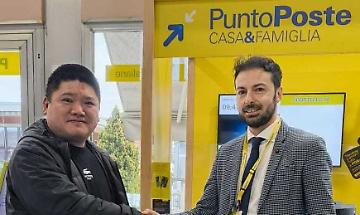 Perde 4.650 euro, li ritrova grazie alle Poste