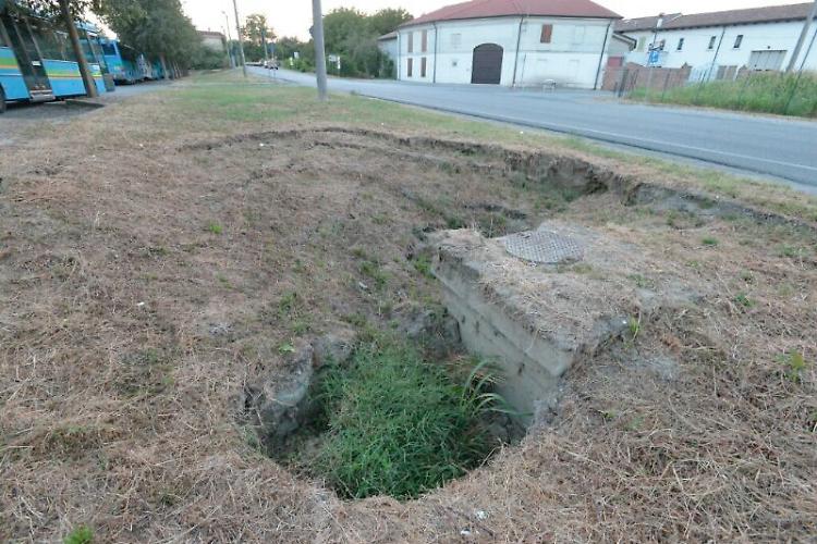 Sprofonda collettore fognario