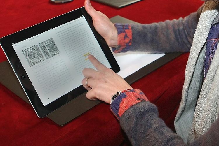 Utenti sempre connessi: il 60% usa due device al giorno