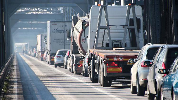Ponte sul Po: il cantiere potrebbe slittare