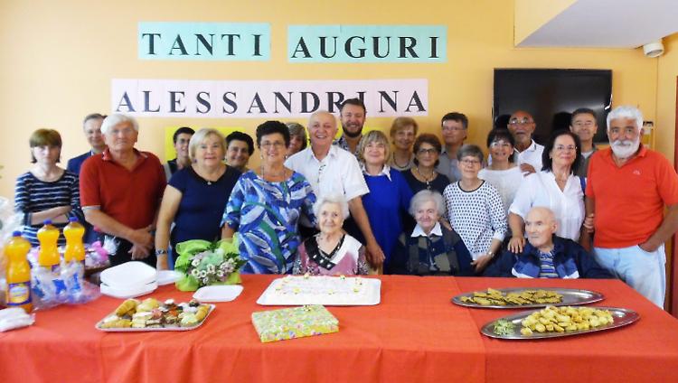 Altra centenaria, Alessandrina nonna sprint