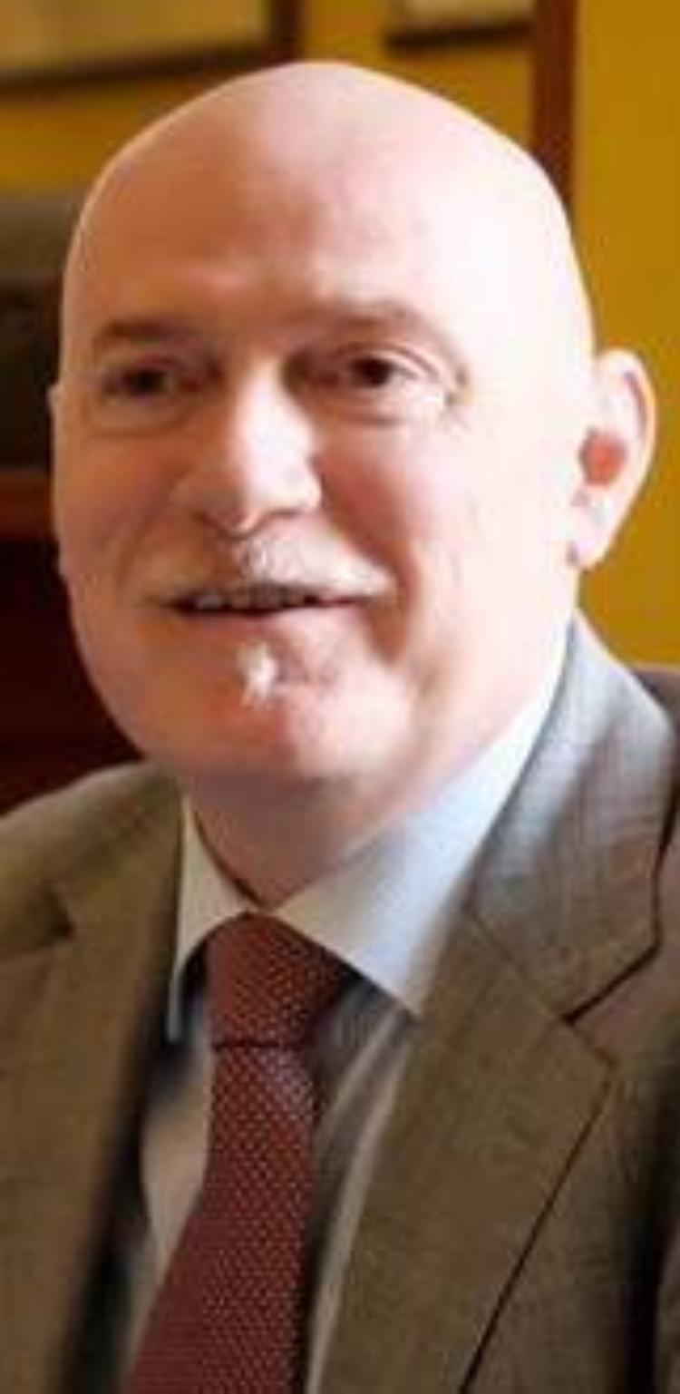 Profughi molesti, Novellini: non sono i nostri