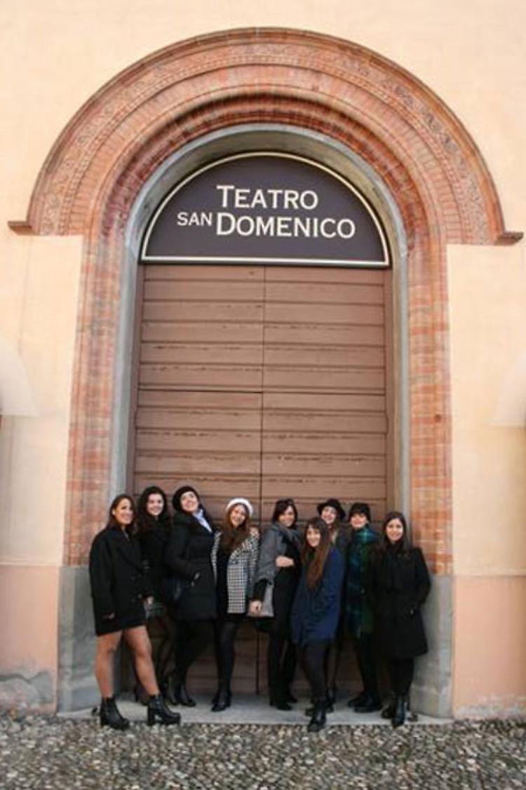 Crema - Intrecci in cittàTeatro fuori dal teatro