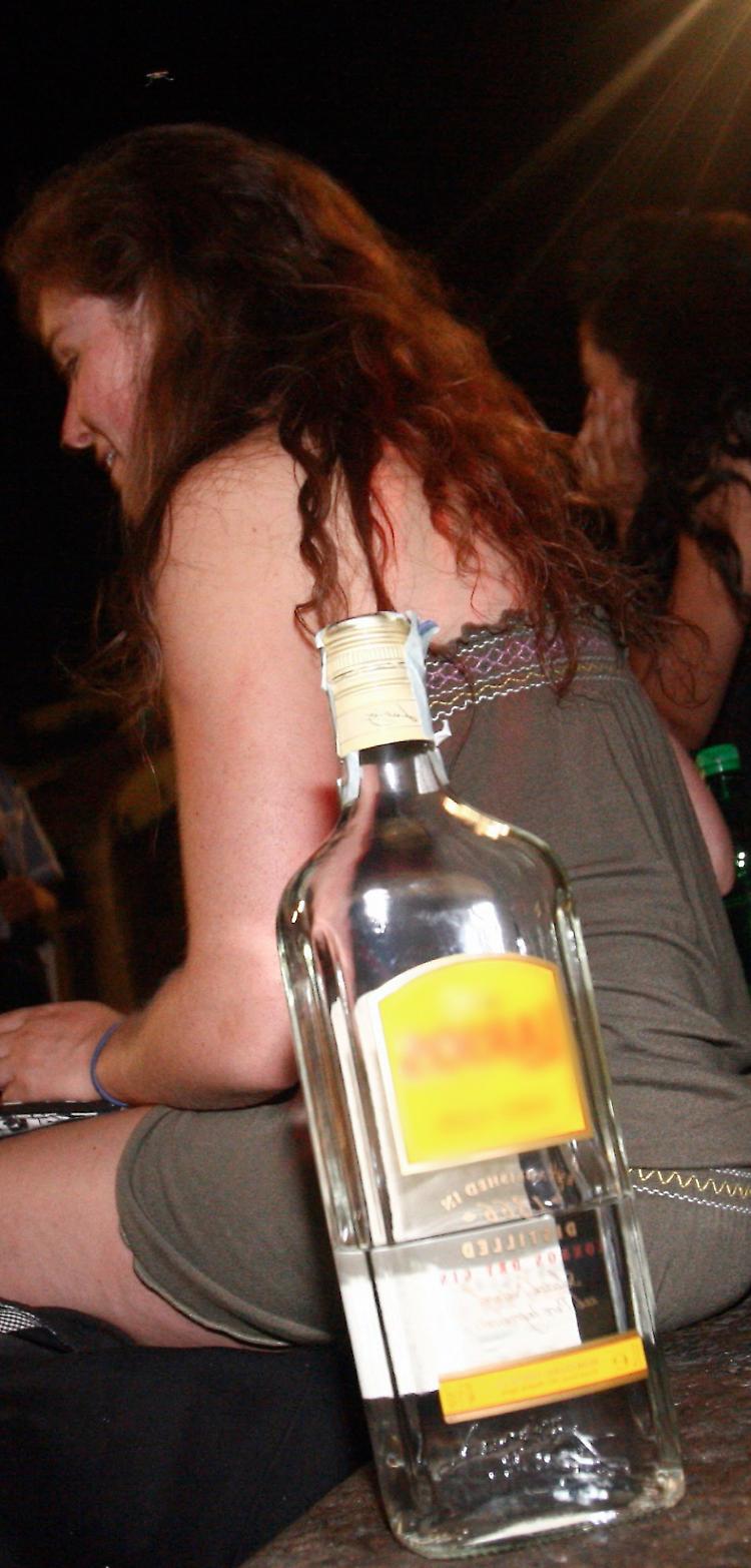 Giovani, droga e binge-drinking: una generazione 'da sballo'