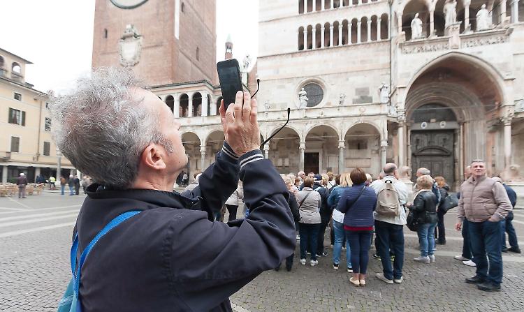 Turismo, nel 2022 in ripresa sia gli arrivi che i pernottamenti nelle strutture ricettive