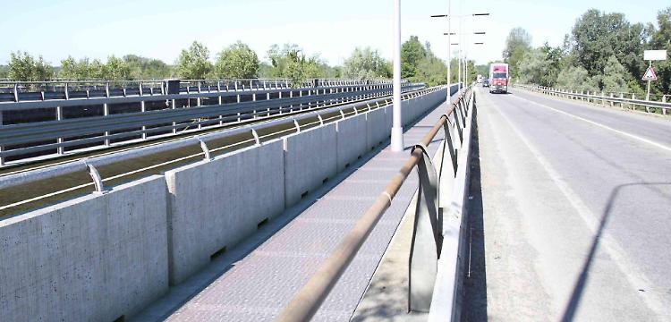 Ponte, «Basta attese»