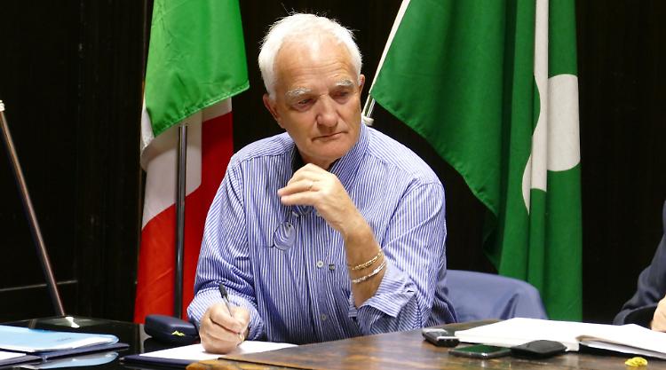 &laquo;Chi non paga la quota non pu&ograve; salire sullo scuolabus&raquo;