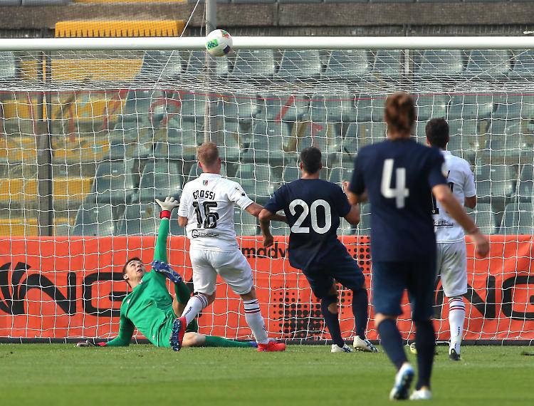 La Cremonese è un cantiere aperto, vince la Pro Vercelli