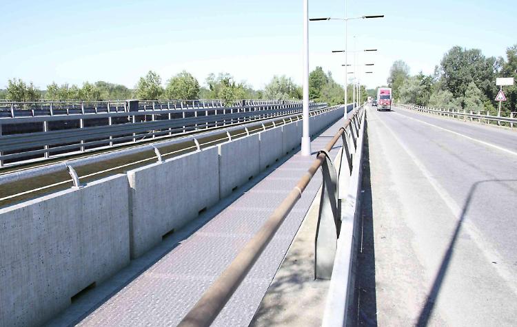 Paullese: "Nuovo ponte, tutto bloccato"