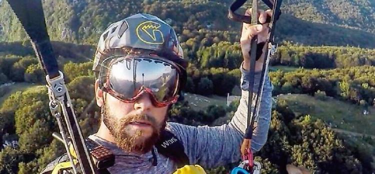 Ripreso il salto dal traliccio di Emanuele?