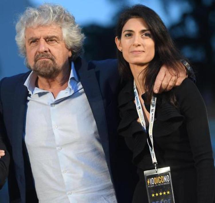 M5s, sì a mandato zero per i sindaci. Raggi: 'Ora avanti a testa alta'