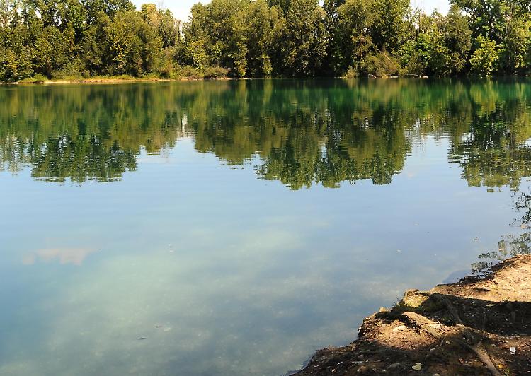 Grave donna soccorsa in ipotermia in acque Serio