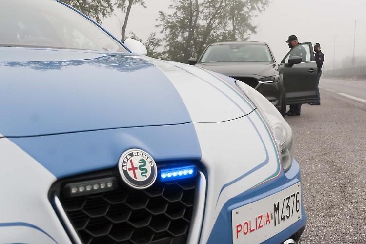 "Troppa gente in giro", giro di vite sui controlli