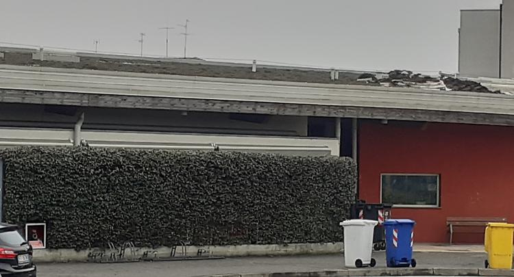 Materna Sabbioni, dopo 8 anni il tetto della scuola &egrave; da rifare