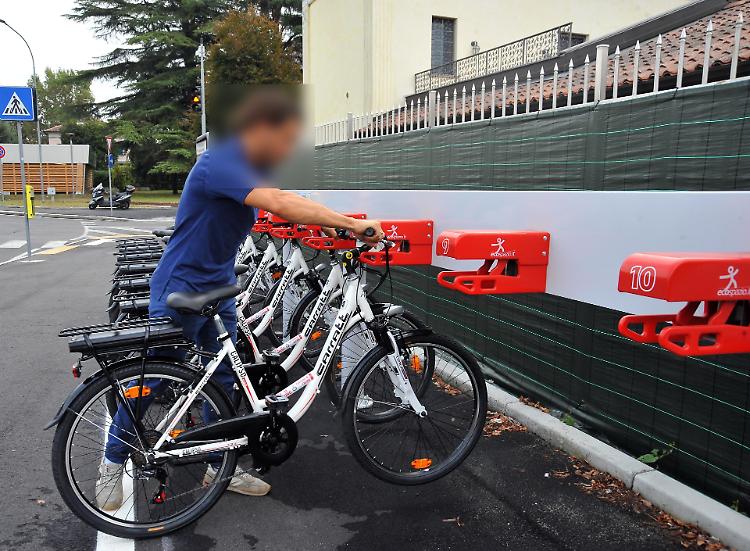 Via la cappa del gas serra: emissioni ridotte del 20% 