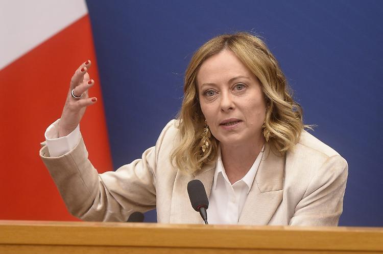 Governo, Meloni "No al rimpasto"