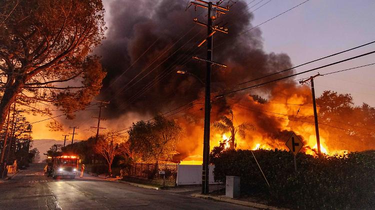 Incendi a Los Angeles, almeno 11 i morti
