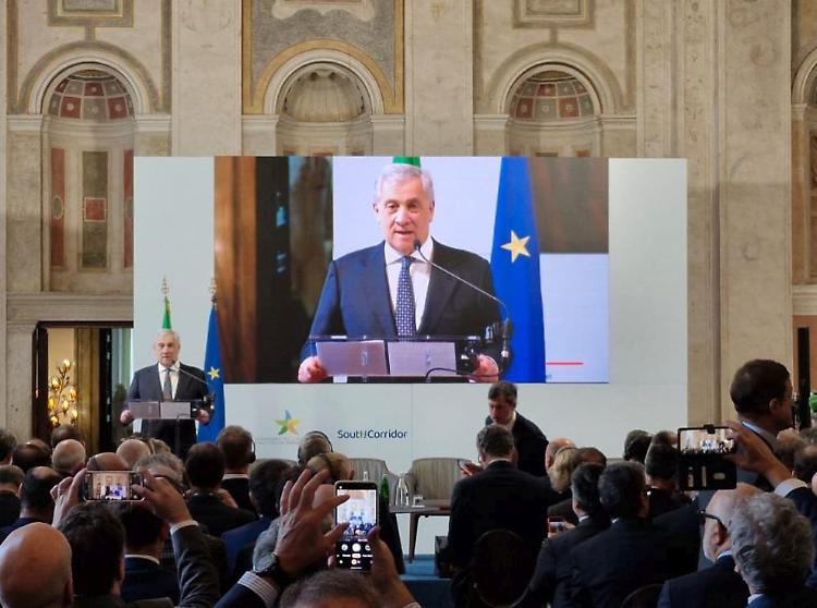 Idrogeno, 5 Stati firmano dichiarazione per il corridoio meridionale