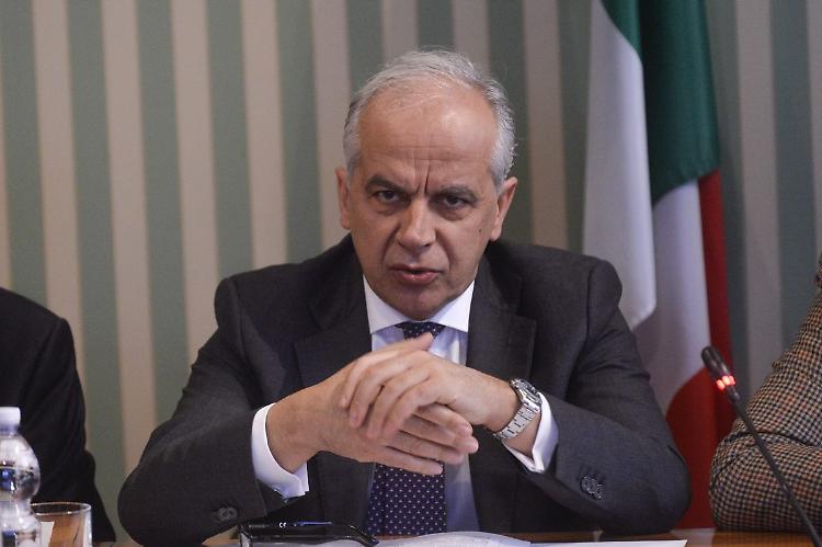 Piantedosi "Almasri rimpatriato in Libia per ragioni di sicurezza"