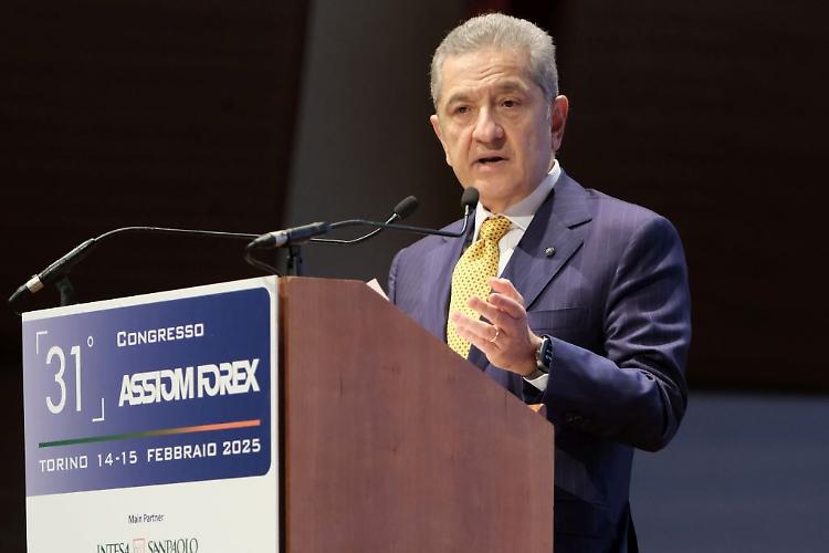 Banche, Panetta "Non inseguire Usa su deregolamentazione"