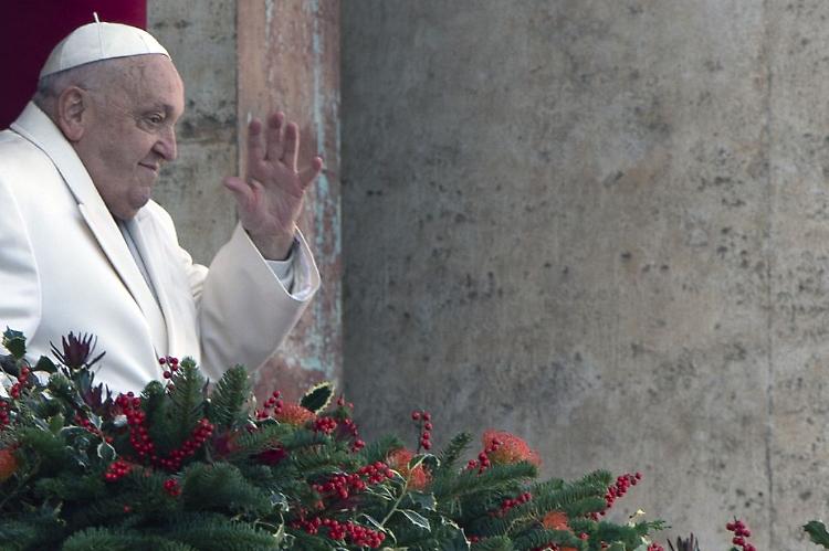Notte tranquilla per Papa Francesco al Gemelli