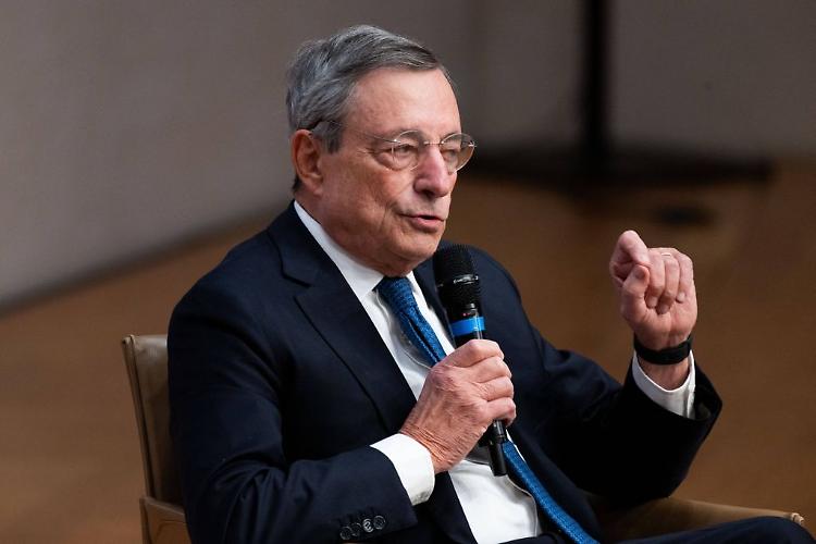 Draghi "Difesa comune europea passaggio obbligatorio"