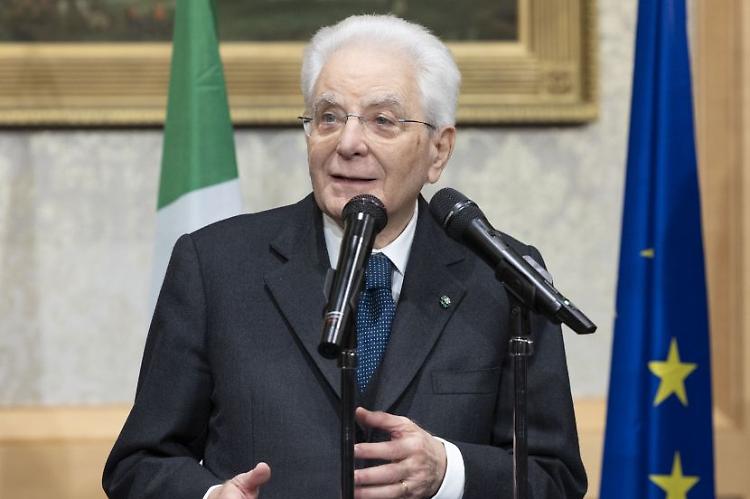 Mattarella "La mafia pu&ograve; essere vinta, dipende da noi"