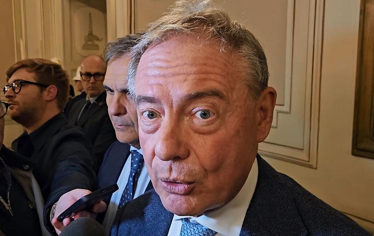 Polizze catastrofali, Urso "Scadenzare obbligo segno di responsabilit&agrave;"