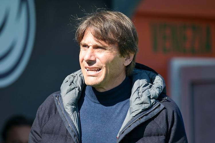 Conte non si nasconde "Scudetto? Giusto crederci"