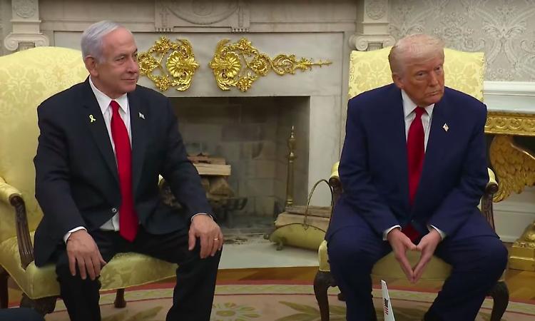 Trump incontra Netanyahu "Sabato avremo colloqui diretti con l'Iran"
