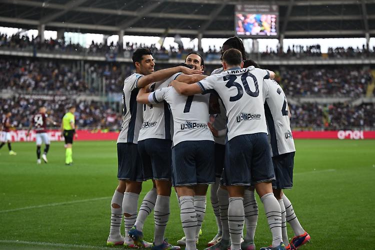 Torino-Inter 0-2, decidono Zalewski e Asllani