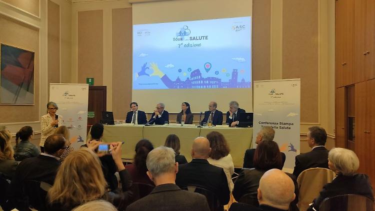 Screening gratuiti in 15 citt&agrave;, riparte il Tour della Salute