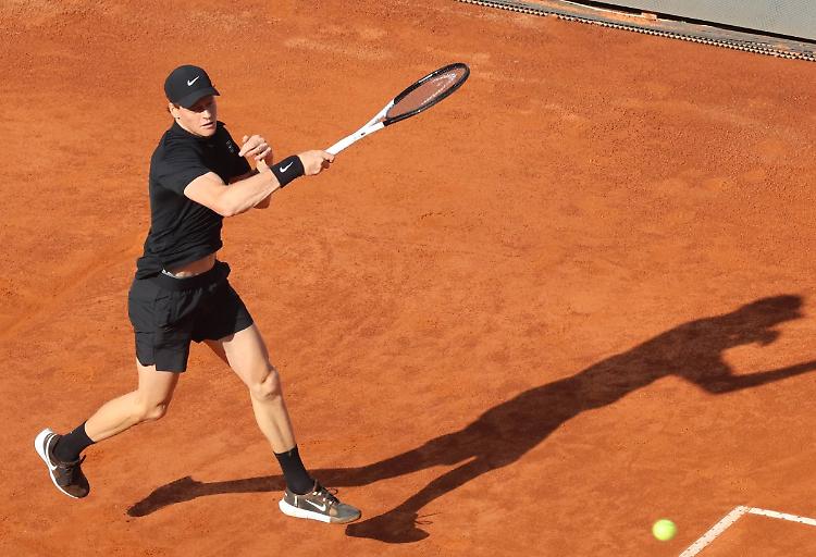 Sinner ko in finale a Roma, trionfa Alcaraz