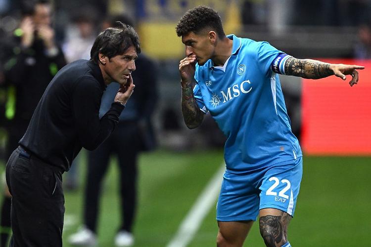 Il Napoli pareggia 0-0 a Parma, lotta scudetto resta viva